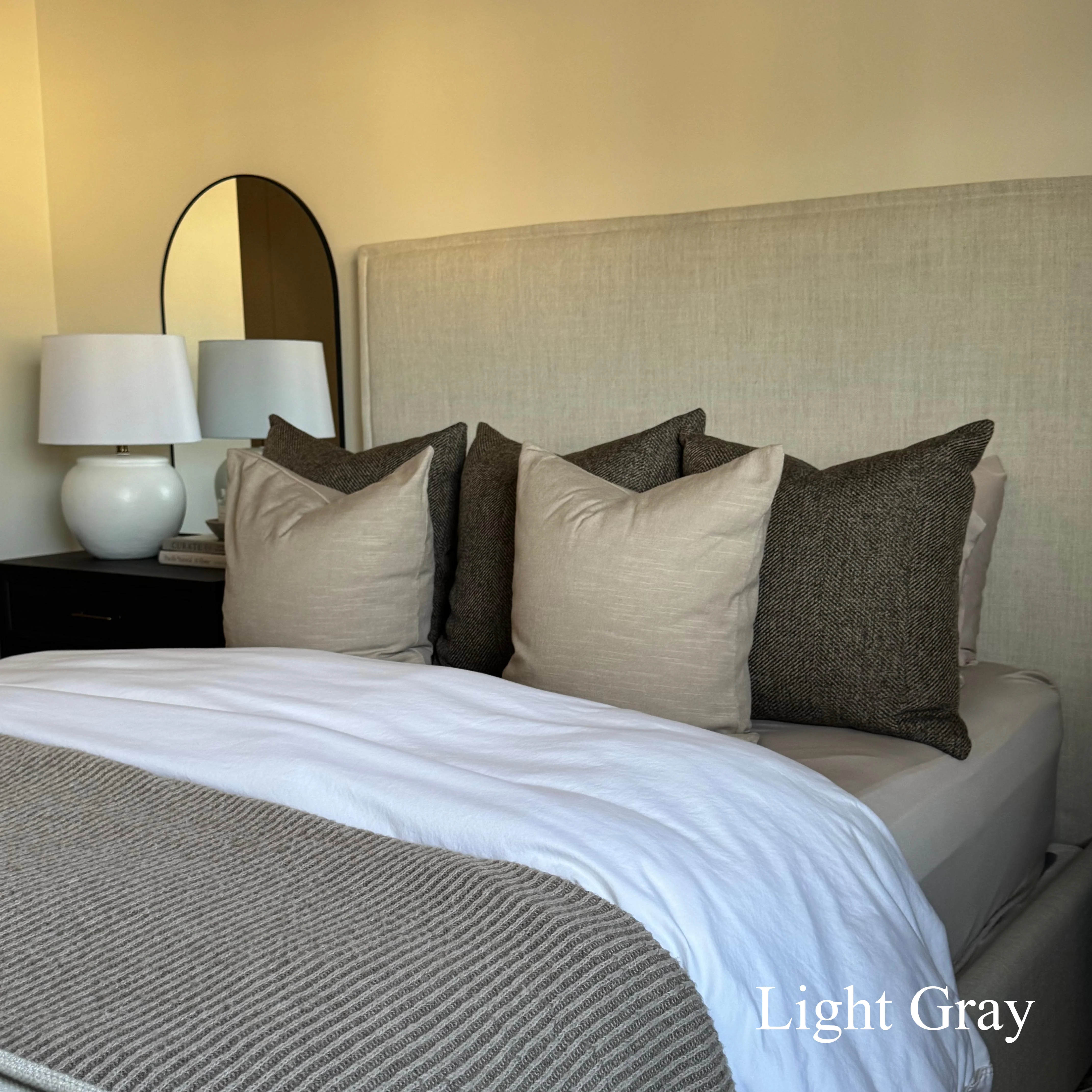 Jenna Linen Pillow - Image 5